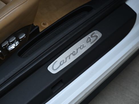 Used 2013 Porsche 911 Carrera 4S AWD/4WD image 36