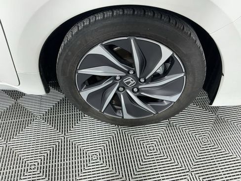 Used 2019 Honda Insight Touring image 38
