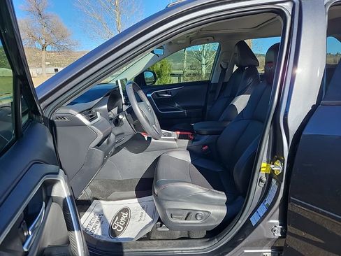 Used 2022 Toyota RAV4 TRD Off-Road image 15