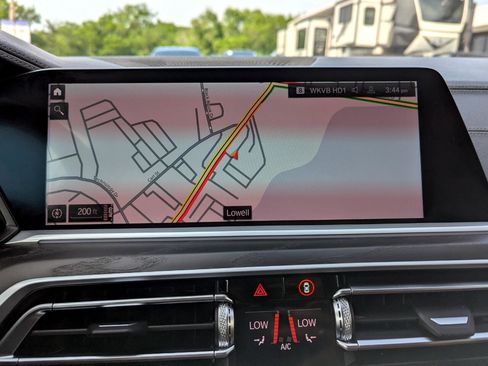 Used 2022 BMW X7 xDrive40i w/ Luxury Seating Package image 21