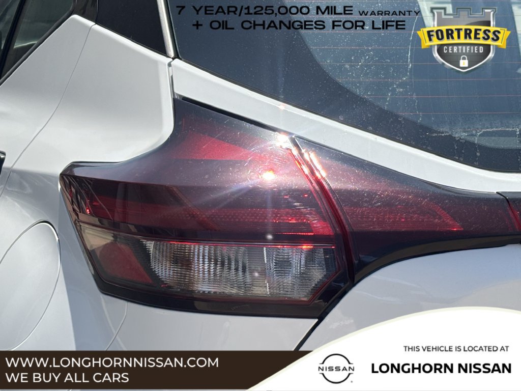 Used 2023 Nissan Kicks S FWD image 5