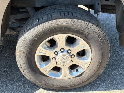 Certified 2025 RAM 2500 Big Horn AWD/4WD image 12