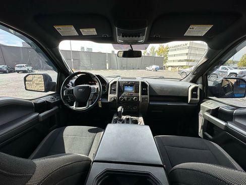 Used 2018 Ford F150 Raptor w/ Raptor Hood Graphics Package image 13