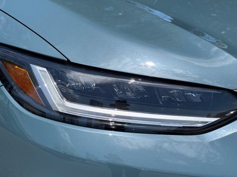 Used 2026 Honda HR-V EX-L image 11