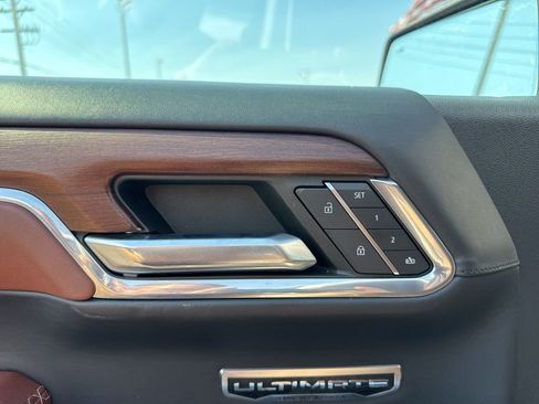 Used 2023 GMC Sierra 1500 Denali Ultimate image 11