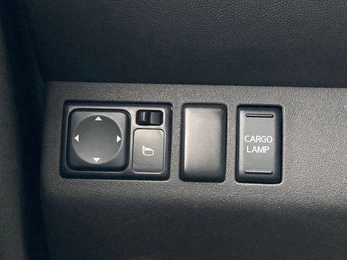 Used 2018 Nissan Frontier Desert Runner RWD image 13