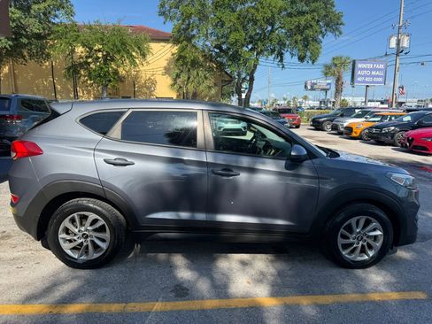 Used 2016 Hyundai Tucson SE FWD image 4