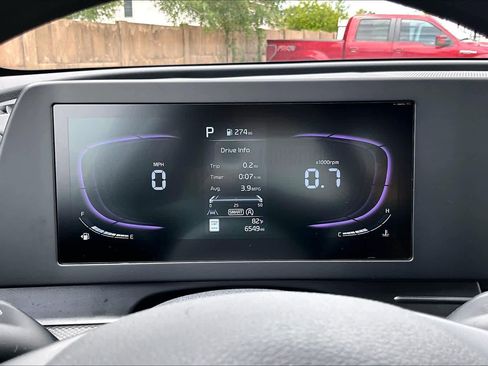 Certified 2025 Kia Sportage LX image 25