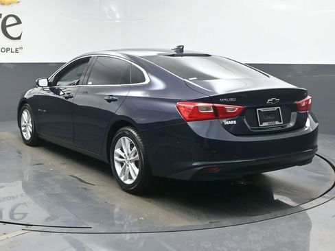 Used 2018 Chevrolet Malibu LT FWD image 35