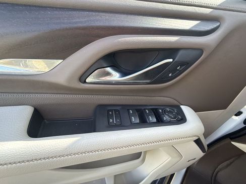 Used 2023 GMC Yukon Denali AWD/4WD image 30