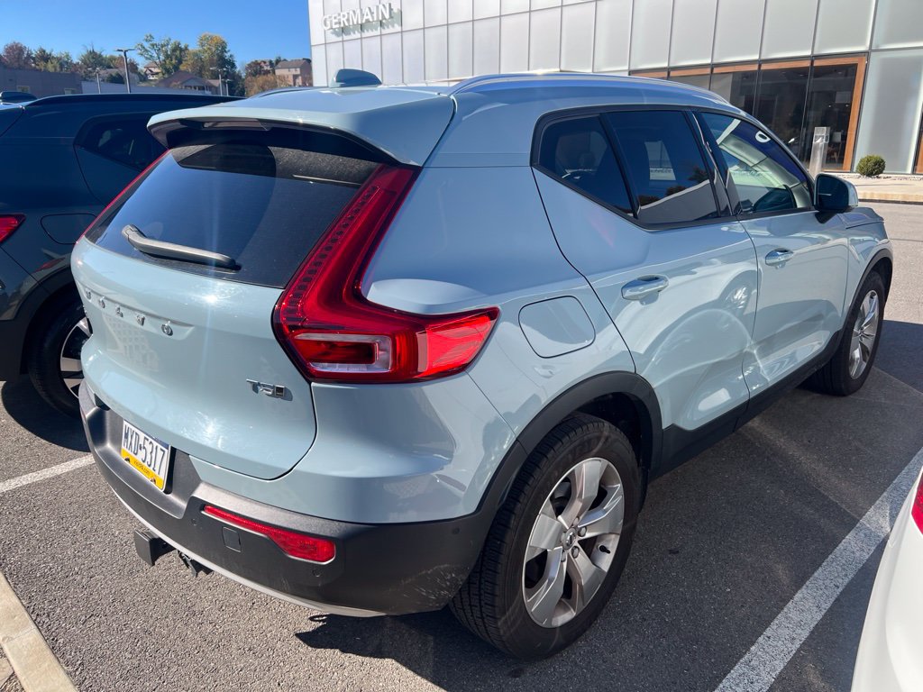 Used 2019 Volvo XC40 T5 Momentum AWD/4WD image 23