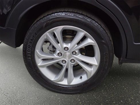 Used 2023 Buick Encore GX Preferred w/ Cold Weather Comfort Package image 32