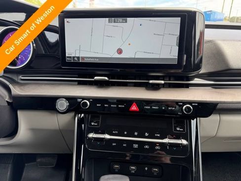 Used 2022 Kia Carnival EX FWD image 20