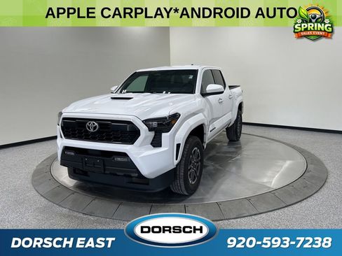 Used 2024 Toyota Tacoma TRD Sport image 1