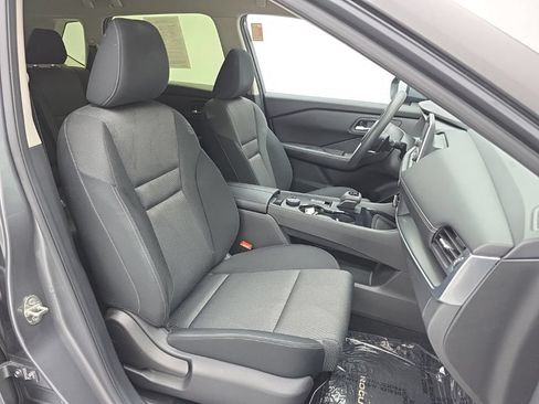 Used 2024 Nissan Rogue SV AWD/4WD image 38