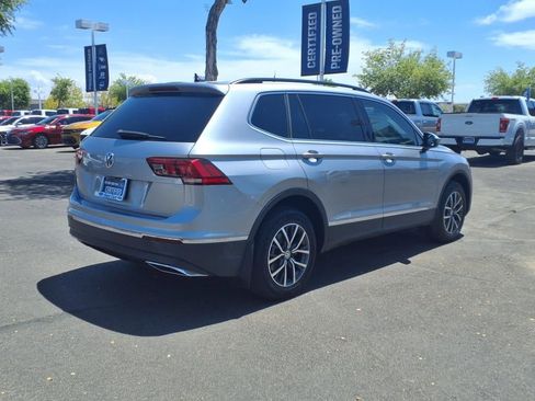 Used 2020 Volkswagen Tiguan SE image 4