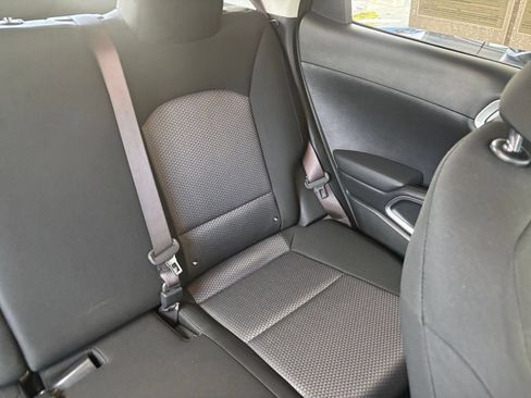 Used 2025 Kia Soul LX w/ LX Technology Package FWD image 37