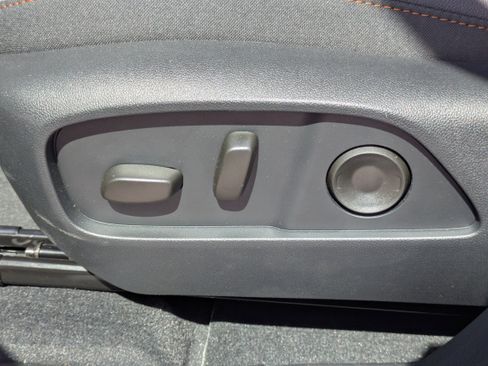 New 2026 Chevrolet Equinox ACTIV AWD/4WD image 12