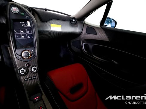 Used 2015 McLaren P1 image 16