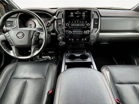 Used 2023 Nissan Titan PRO-4X w/ Pro-4x Convenience Package image 15