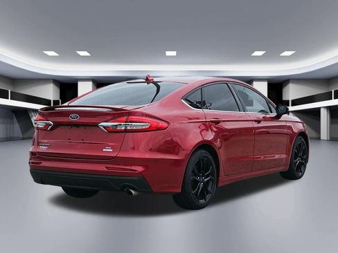 Used 2020 Ford Fusion SE w/ Equipment Group 151A image 6