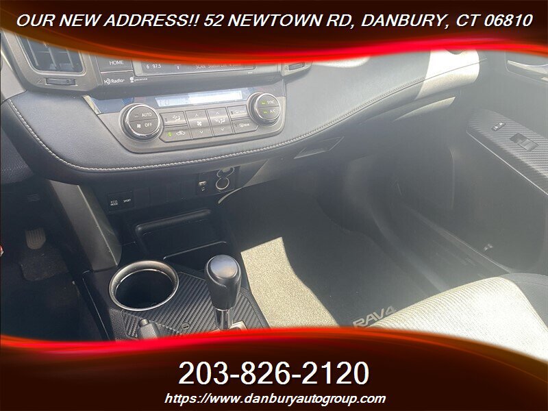 Used 2015 Toyota RAV4 XLE AWD/4WD image 16