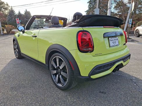 Used 2022 MINI Cooper S w/ Driver Assistance Package image 4