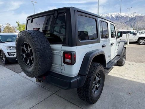 Used 2018 Jeep Wrangler Unlimited Rubicon w/ Cold Weather Group image 4