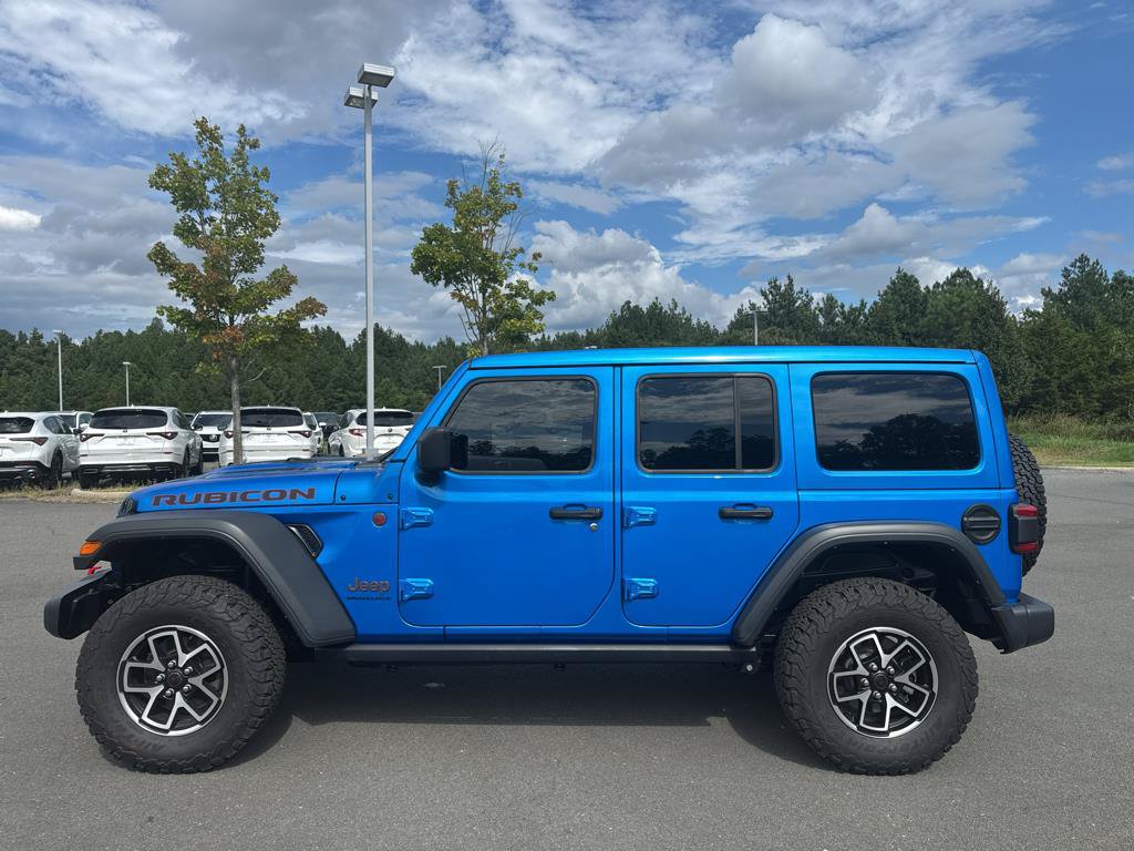 Used 2024 Jeep Wrangler Unlimited Rubicon w/ Safety Group AWD/4WD image 4