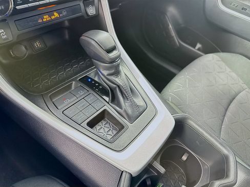 Certified 2024 Toyota RAV4 XLE AWD/4WD image 15