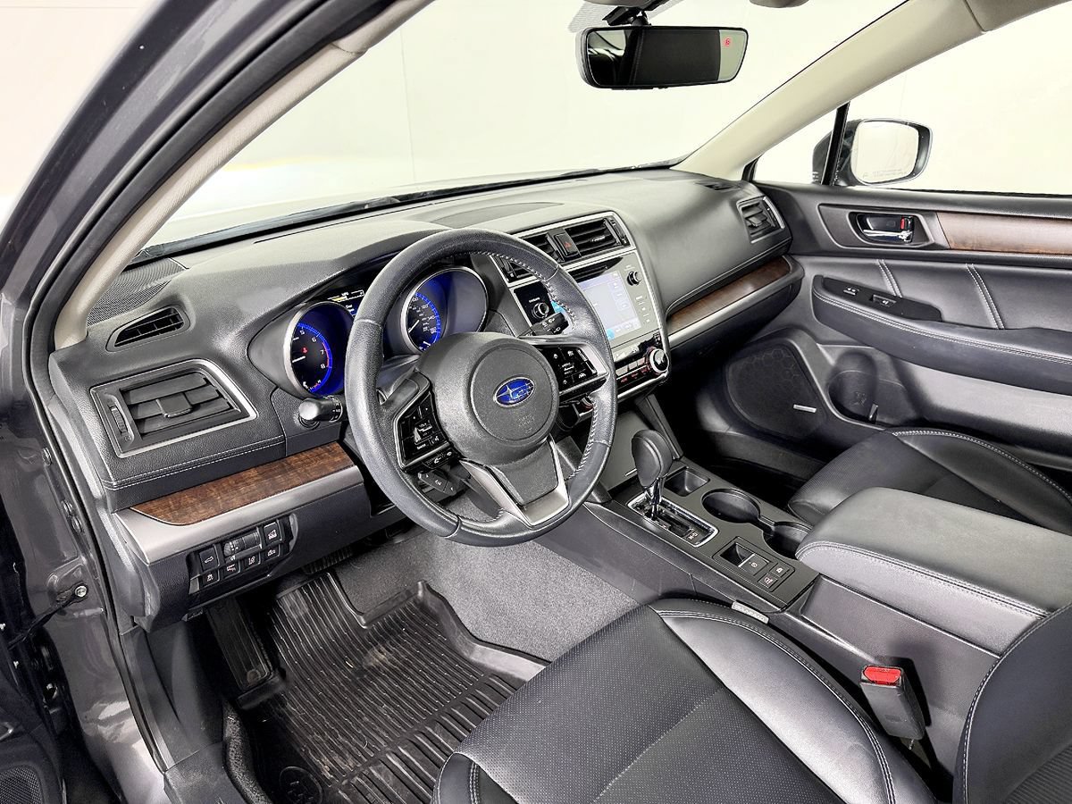 Used 2019 Subaru Outback 3.6R Limited AWD/4WD image 35