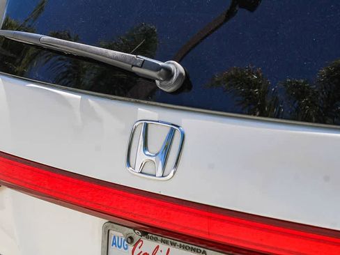 Used 2014 Honda Odyssey Touring image 11