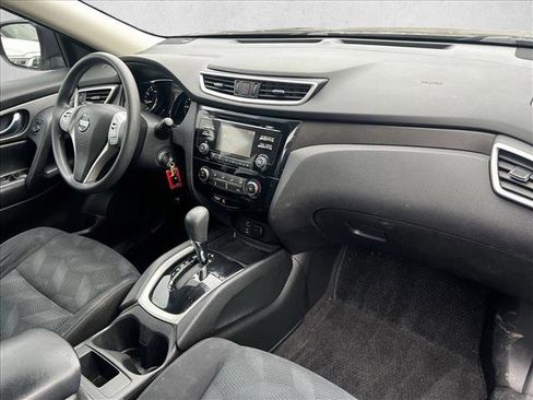 Used 2016 Nissan Rogue S image 23