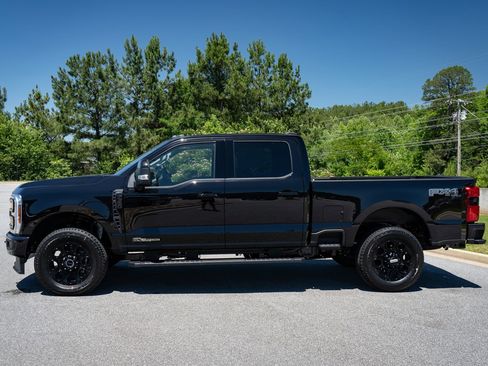 New 2026 Ford F350 Lariat w/ Black Appearance Package AWD/4WD image 14