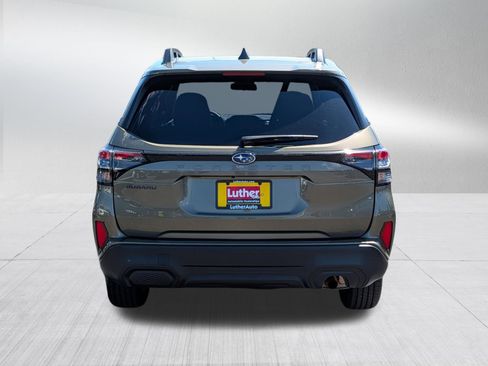 Certified 2025 Subaru Forester Premium AWD/4WD image 6
