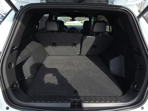 Used 2024 Chevrolet Equinox RS w/ RS Leather Package image 33