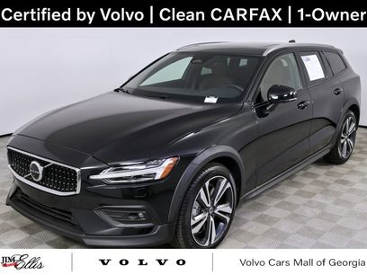 Certified 2025 Volvo V60 B5 Cross Country Plus