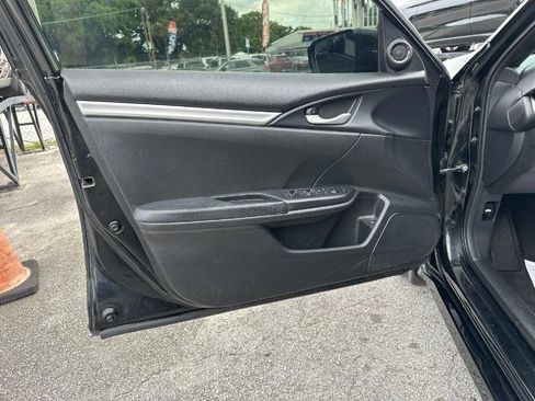 Used 2019 Honda Civic Sport image 13