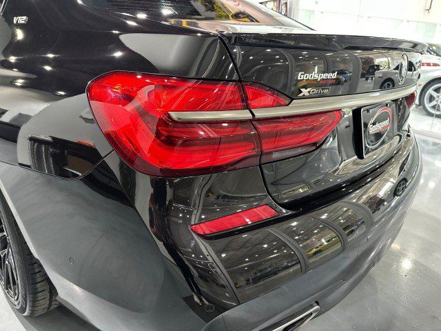 Used 2019 BMW M760i xDrive w/ Luxury Rear Seating Package AWD/4WD image 37
