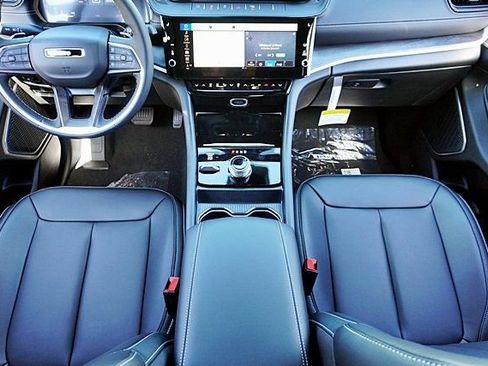 New 2026 Jeep Grand Cherokee Limited w/ Limited Altitude Package image 25