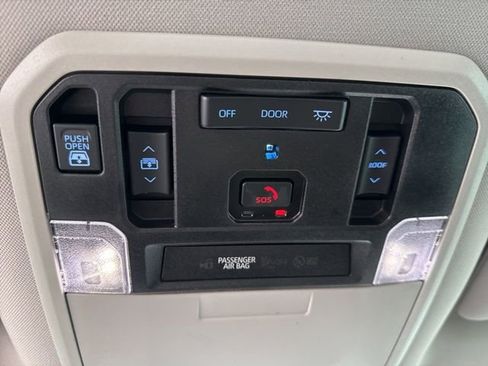 Used 2024 Toyota Tundra Limited image 22