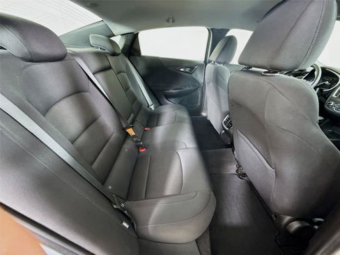 Used 2023 Chevrolet Malibu LT FWD image 26