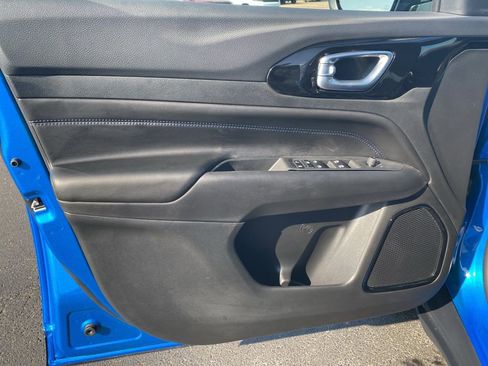 New 2026 Jeep Compass Latitude AWD/4WD image 9