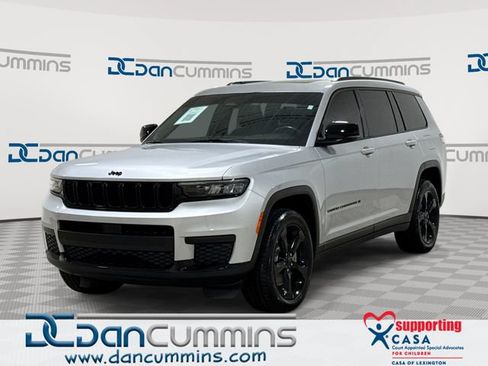 Used 2021 Jeep Grand Cherokee L Laredo AWD/4WD image 1