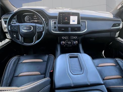 Used 2024 GMC Yukon AT4 w/ AT4 Premium Package image 14
