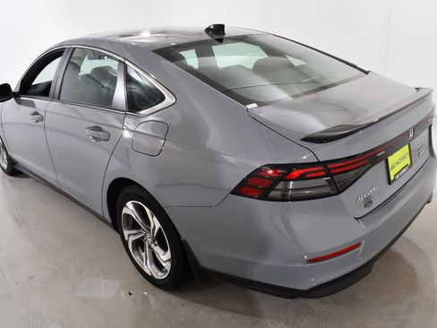 Used 2024 Honda Accord Sport image 15