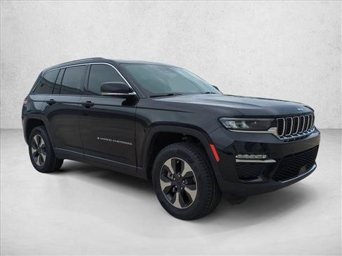 Used 2022 Jeep Grand Cherokee Limited 4xe AWD/4WD image 3