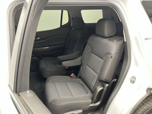 Certified 2021 GMC Acadia SLE w/ Driver Convenience Package image 11