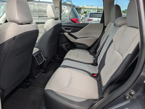 Used 2024 Subaru Forester Premium AWD/4WD image 19