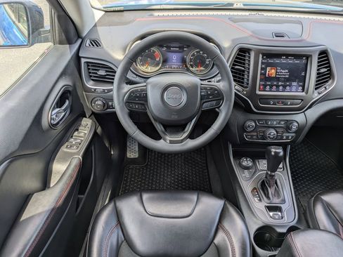 Used 2022 Jeep Cherokee Trailhawk w/ Trailer Tow Group image 18